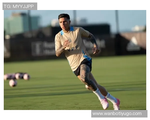 阿根廷队在迈阿密国际基地举行首场训练备战新赛季